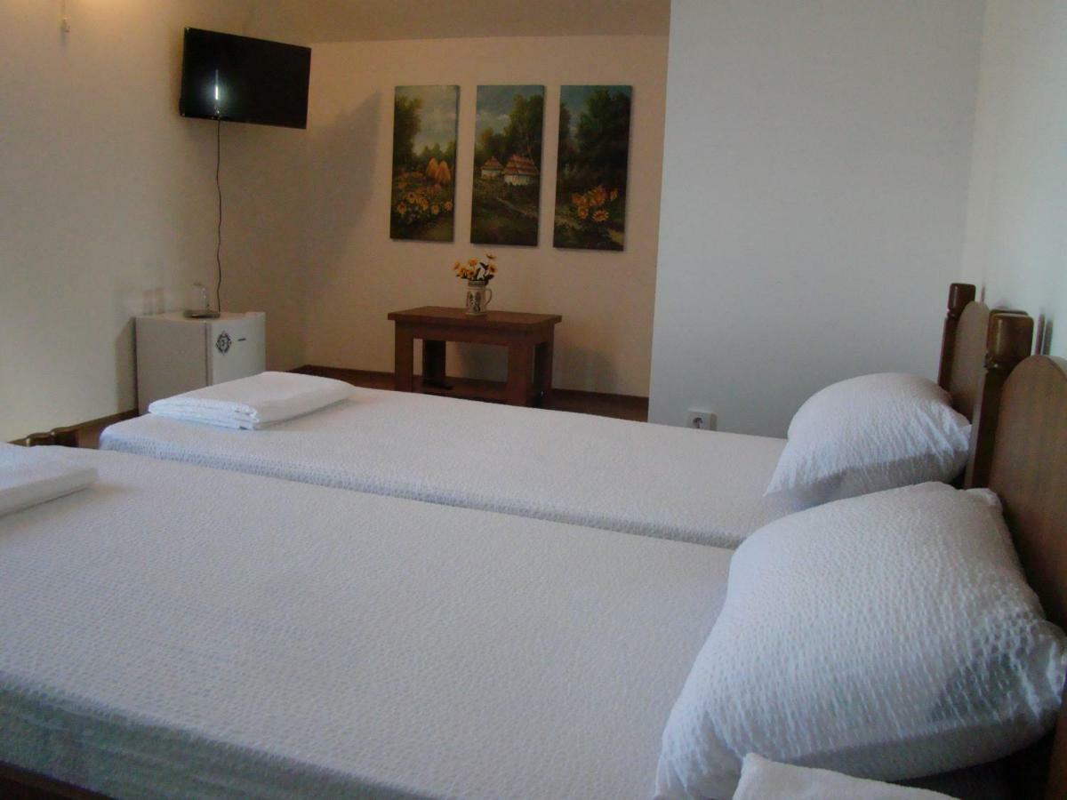 Casa Hora Hotel Suceava Luaran gambar