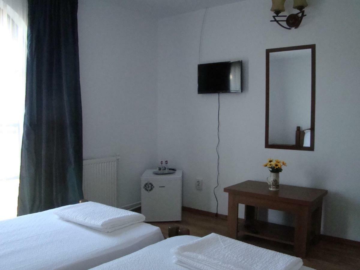 Casa Hora Hotel Suceava Luaran gambar